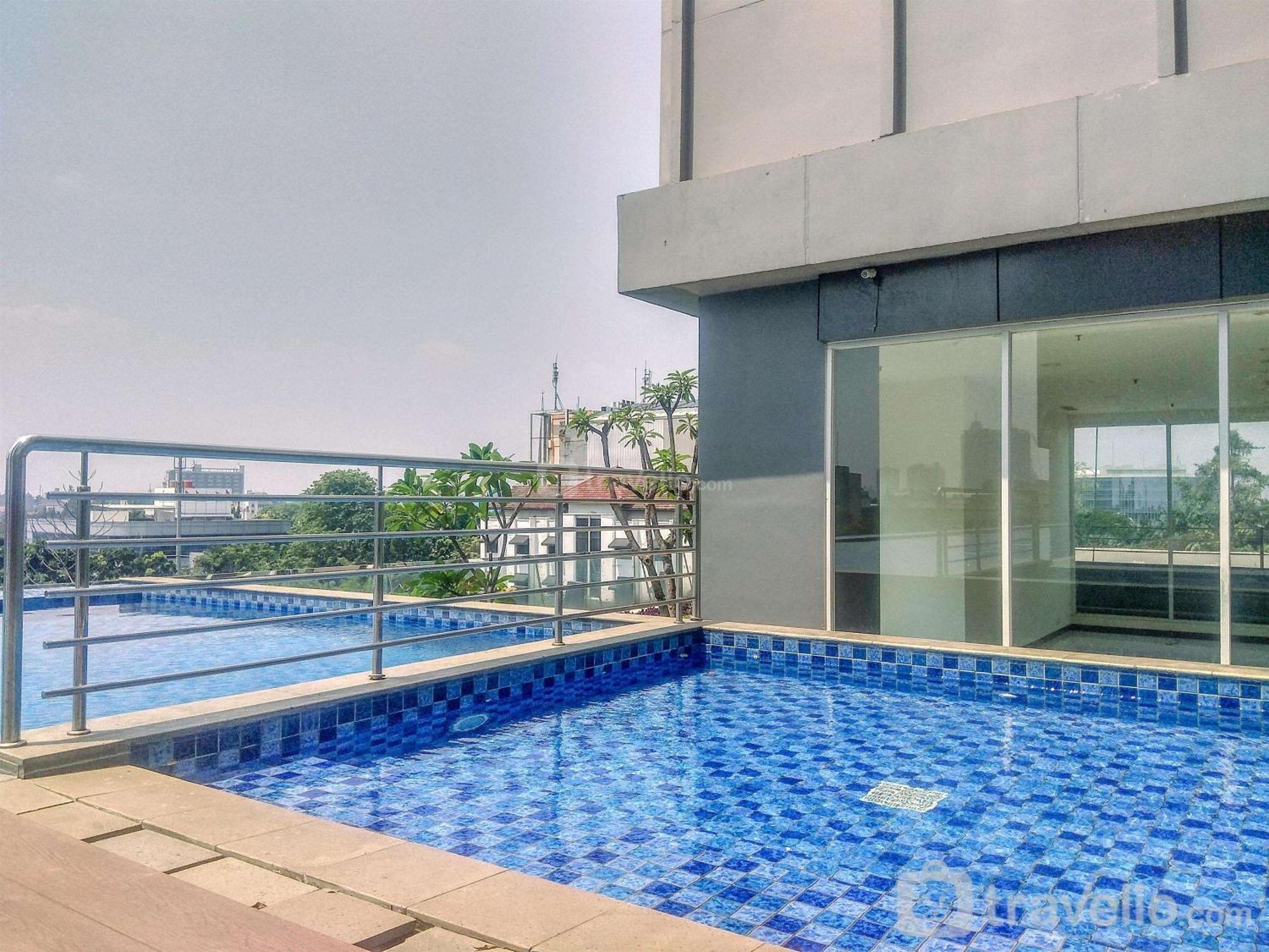 Apartemen Brand New 2br At The Kencana By Travelio Jakarta